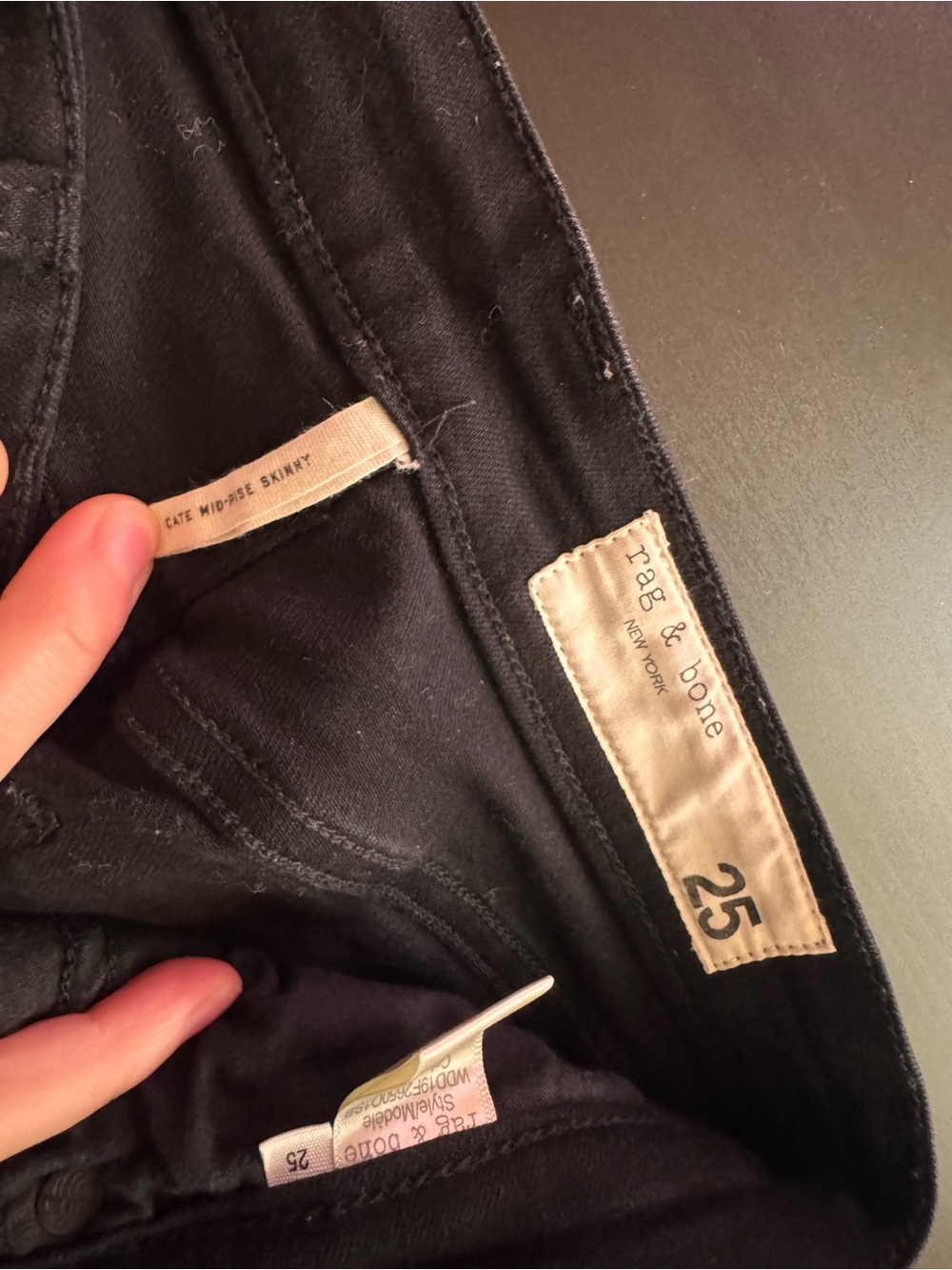 rag & bone Black Skinny Jeans - Mid Rise